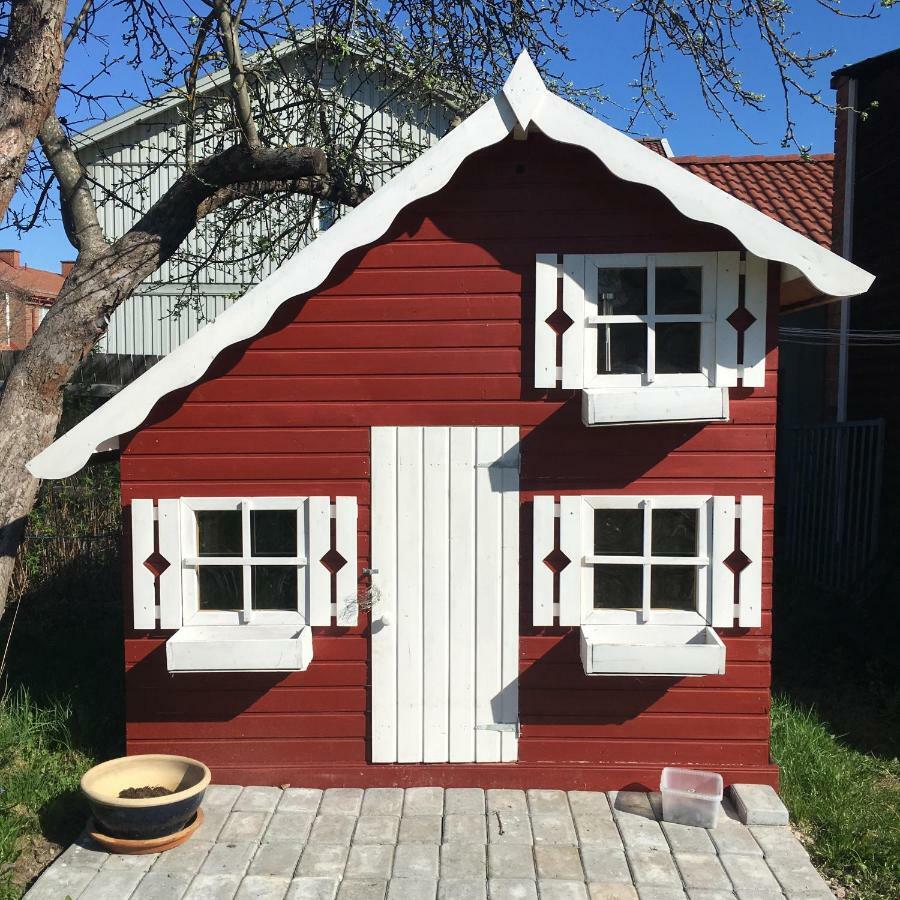 Parkgatan Villa Krylbo Экстерьер фото